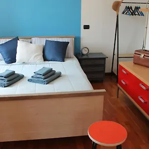 https://casa-lago-di-garda.hotelinveneto.com