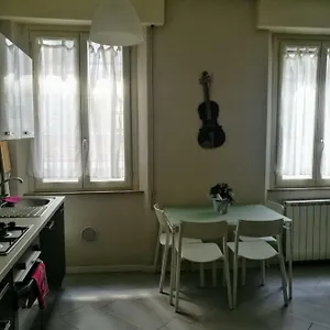 https://casa-eva-2010.it-lombardy.com